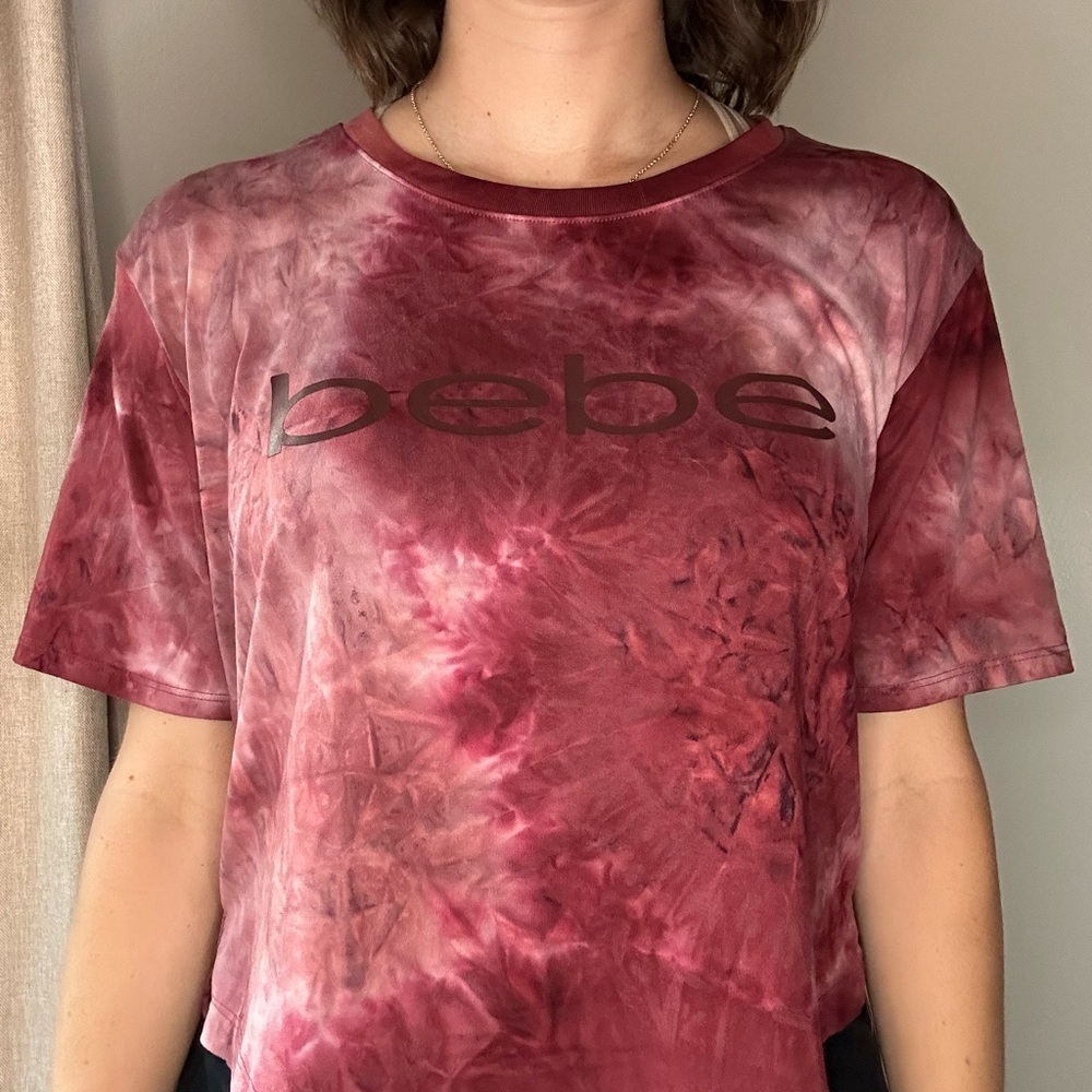 Vintage bebe Women's Short Sleeve Tie-Dye Tee - Burgundy